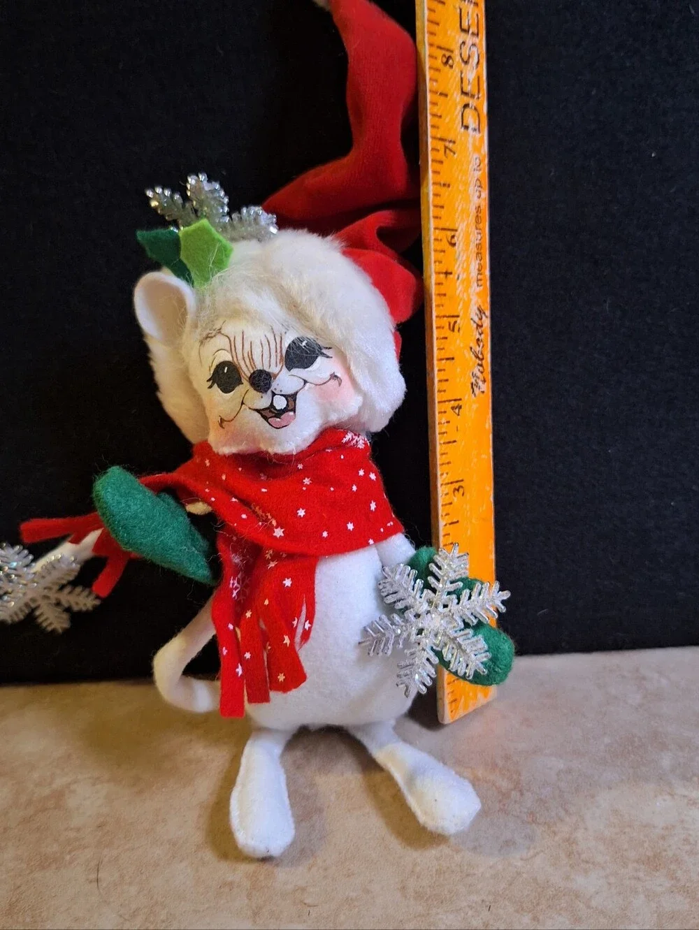 Annalee White Snowflake Mouse Santa Hat 6.5 inch 2007 Winter Scarf Mittens